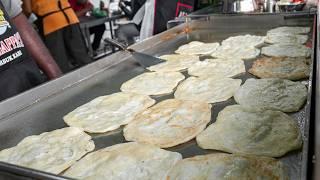 Penang Popular Breakfast ! Best Roti Canai in Penang - Malaysia Street Food