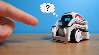 New pet! Robot with artificial intelligence! He recognized me! Anki Cozmo