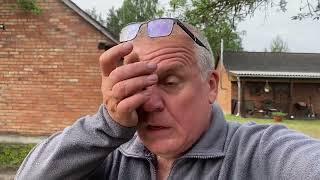 Сегодня я первый на огород! Художника обидеть просто. День рождения нам. Кофе и в лес по грибы!