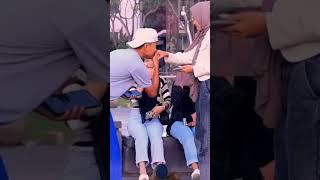 Prank Cium Tangan Ngakak #prank #ciumtangan #gabut #jilbab #ukhti