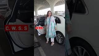 Hema malini spotted in airport#shorts #viral #short #hemamalini #celebritiesworld.s.s