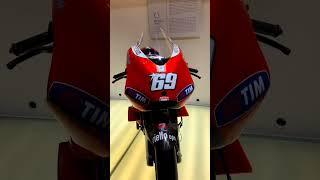 DUCATI DESMOSEDICI GP10# NICKY HAYDEN