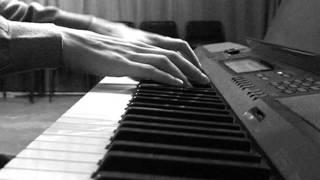 Rihanna - We Found Love ft. Calvin Harris by piano