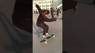 360 флип на Лонгборде / Антон Звягинцев  #лонгборд #longboard #shorts #трюки