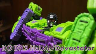 Cybertron showcase review #3 transformers KO DX9 Hulkie, AKA devastator ￼