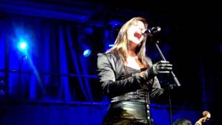 Floor Jansen & RLSQ - Monolith Of Doubt & My Pledge Of Allegiance #1 (P60 Amstelveen 27.12.2009) 1/9