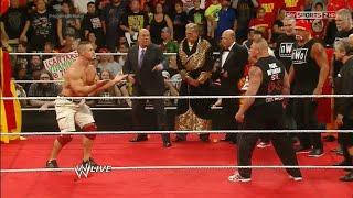 Brock Lesnar interumpe el cumpleaños de Hulk Hogan aparece John Cena - WWE Raw 11/08/2014 (Español)