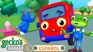 ¡Bebé Camión perdió su chupete!|  Garaje de Gecko | Carros para niños | Videos educativos