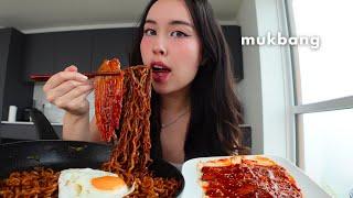 black bean noodles with spicy enoki mushrooms *mukbang*