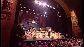 Andre Rieu  and the Johann Strauss Orchestra -  La Traviata  1995 !!! (Waltz Medley) (Vals popurrí)