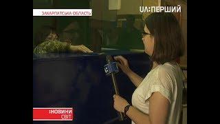 Журналістка Анна Романовська першою в'їхала в угорське містечко Захонь потягом без візи