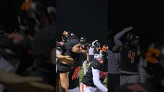 Perfectly between the defense!! 