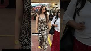 Ayesha khan looking hot  