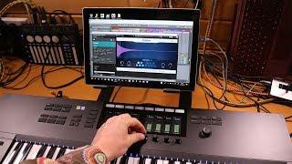 Komplete Kontrol S49 Mk2 improv with Ableton Live and Surface Pro