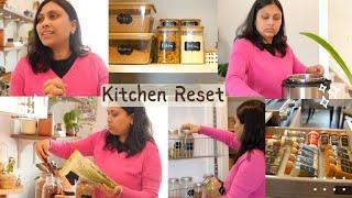 Kitchen / Pantry Reset - Productive day - Homemade spices / Cleaning Cast Iron and Appliances