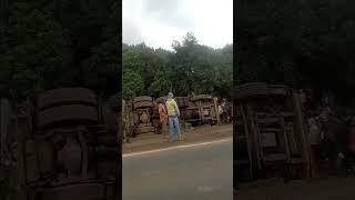 Fallen Lorry along Nakuru Highway#shorts#youtubeshorts#viral#travel#explore