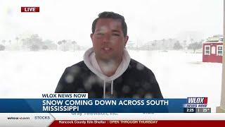 LIVE: Thick snow makes Jones Park in Gulfport unrecognizable