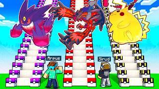 GOD POKEMON Lucky Block STAIRCASE RACE in Minecraft! (Pixelmon)