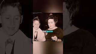 Guy Tries To Sell Mafia Boss's Ring