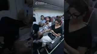 Girls fighting ll