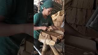 Mantili roof tile making process 27 #shortvideo #nature #nest #woodscraft #viralvideo #animals