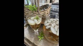 How to Make Delicious Fresh Mint Iced Tea.      #recipes #icedtearecipe #fresh