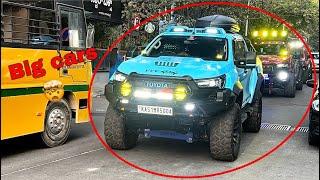 Toyota hilux 4x4| Isuzu v-Cross | fully Modified￼ | Big Cars Rolling on Bangalore Roads