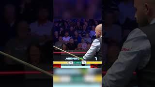 WHAT IS GOING ON!?  #shorts #snooker #haloworldchampionship