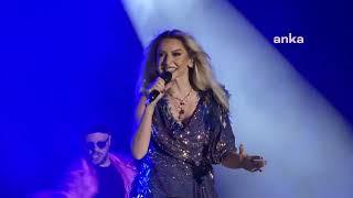 İzmir Enternasyonal Fuarı'nda ilk sahne Hadise'nin