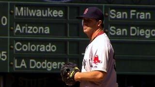 BOS@SEA: Wright tosses 5 2/3 scoreless frames