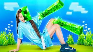 Меня усыновила Minecraft Семья! Родительские хаки! Майнкрафт в реальной жизни!