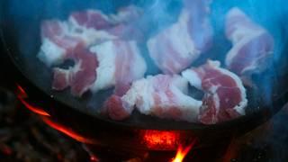 Solo Winter Forest Bushcraft ASMR Firelight & Meat Cooking