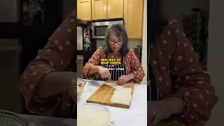 The best technique for wrapping lumpia so that it stays crispy and crunchy!