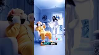 Dad come home quickly mom turn it to ghost #catvideos #catshorts #funny #comedy