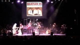 Los Blancos with Mark Hoffmann perform ''Kansas City''