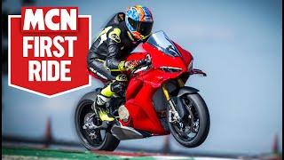 New 2025 Ducati Panigale V4S | Technological marvel | MCN