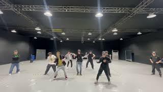 [Rehearsal] Wang Yibo and Boom team in practice room for SDC4 finale 王一博一波王炸