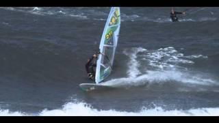 Waveriding Fahrtechnik: Backside Cutback und Bottom Turn