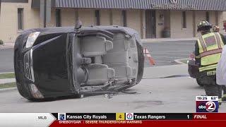 Green Bay police, fire department demonstrate crash scene response to City Hall Academy