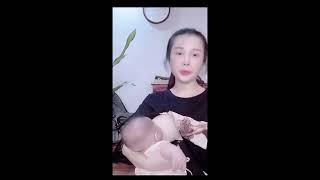 kasih sayang ibu ke pada anak(ibu menyusui anak tercinta) #breastfeeding