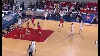 Glen Yang gets away from the reigning PBA MVP, Scottie Thompson, for an easy layup | YYC ATHLETES