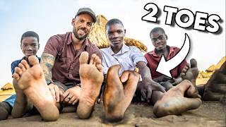 24h with the OSTRICH FOOTED TRIBE of Zimbabwe