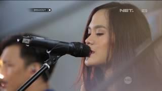 Noah Feat. Sheryl Sheinafia - Tak Lagi Sama (Live at Breakout)