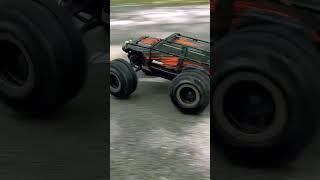 Traxxas Summit with Mudslingers - LAUNCH!!