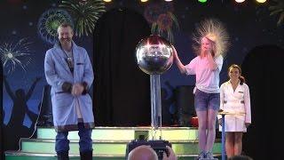 Van de Graaff Generator - Extreme Science 2.0 at Canobie Lake Park