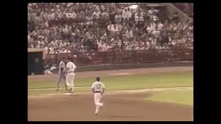 Bo Jackson BREAKS bat over his head!