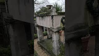 Looking for Jim Morrison at the Père Lachaise Cemetery in Paris, France