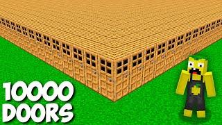 How do I OPEN 10000 DOORS in Minecraft ? NEW SECRET PASSAGE BEHIND THE DOOR !