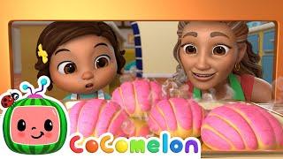 Breakfast Song | Nina's Familia | CoComelon Nursery Rhymes & Kids Songs