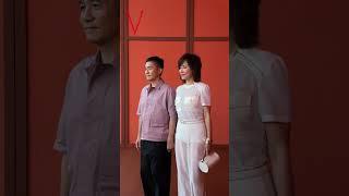 梁朝伟与刘嘉玲十指紧扣，惊喜现身Hermès上海大秀！ #V中文版 #vchina #V中文版在现场 #梁朝伟 #刘嘉玲 #Hermès
